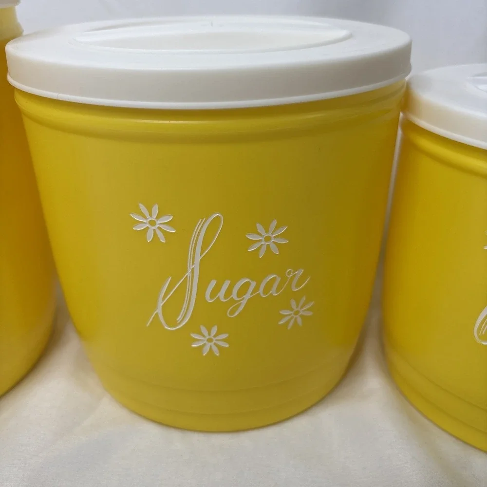 Vtg 1950s Stanley Atomic Plastic Canister Set Yellow Nesting MCM 4Pc Retro Sugar